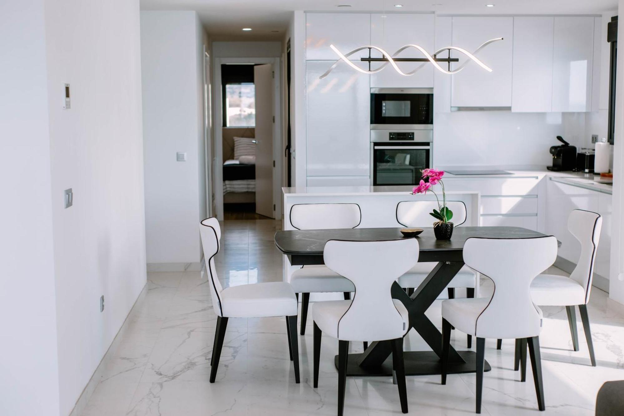 Sunset Cliffs - Vida De Luxury Apartment