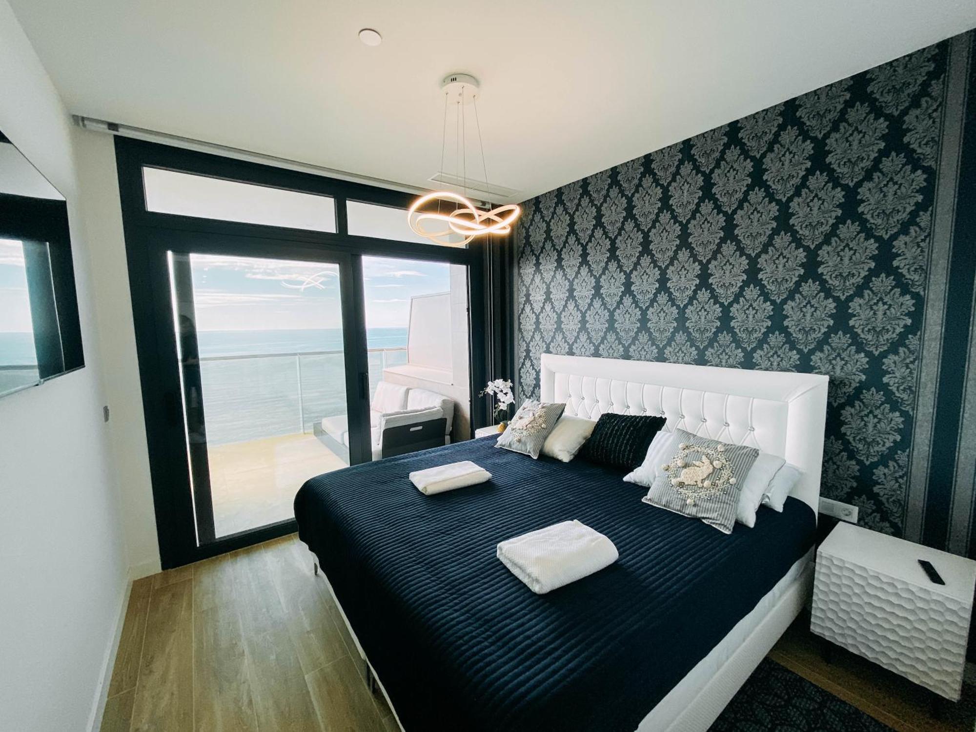 Sunset Cliffs - Vida De Luxury